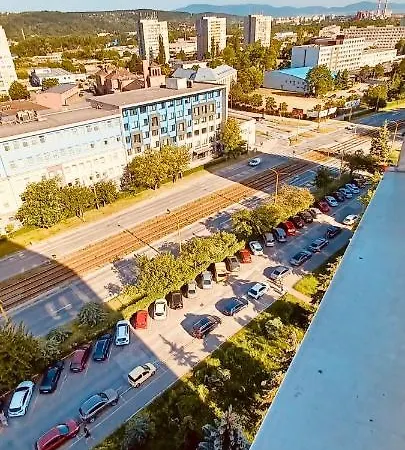 아파트 Modern Apartment, 300m From Main Street And Aupark 코시체