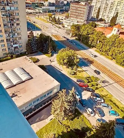 Modern Apartment, 300m From Main Street And Aupark 코시체